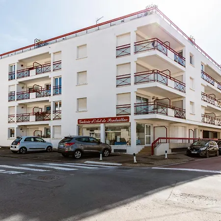 Les Sternes By Interhome Royan