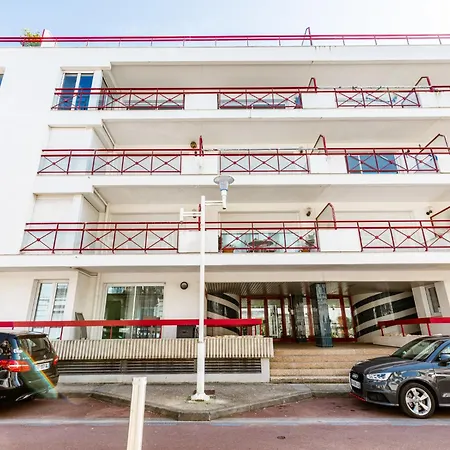 Les Sternes By Interhome * Royan