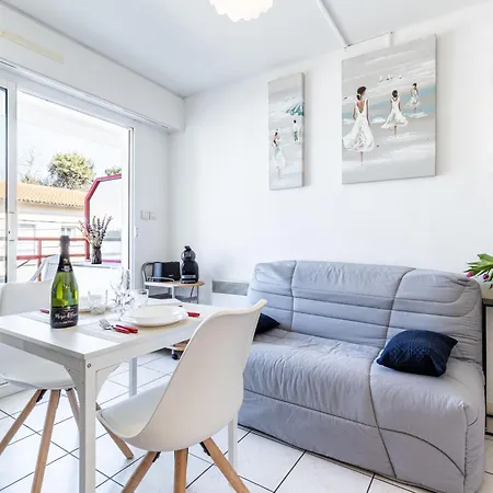 Les Sternes By Interhome Apartment