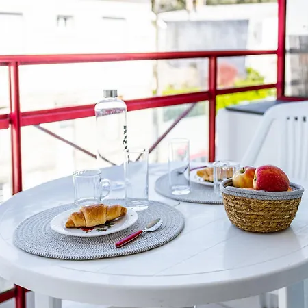 Les Sternes By Interhome