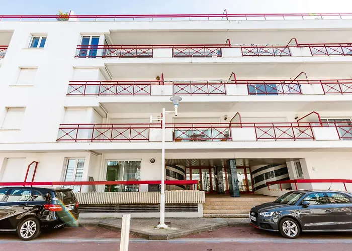 Les Sternes By Interhome * Royan